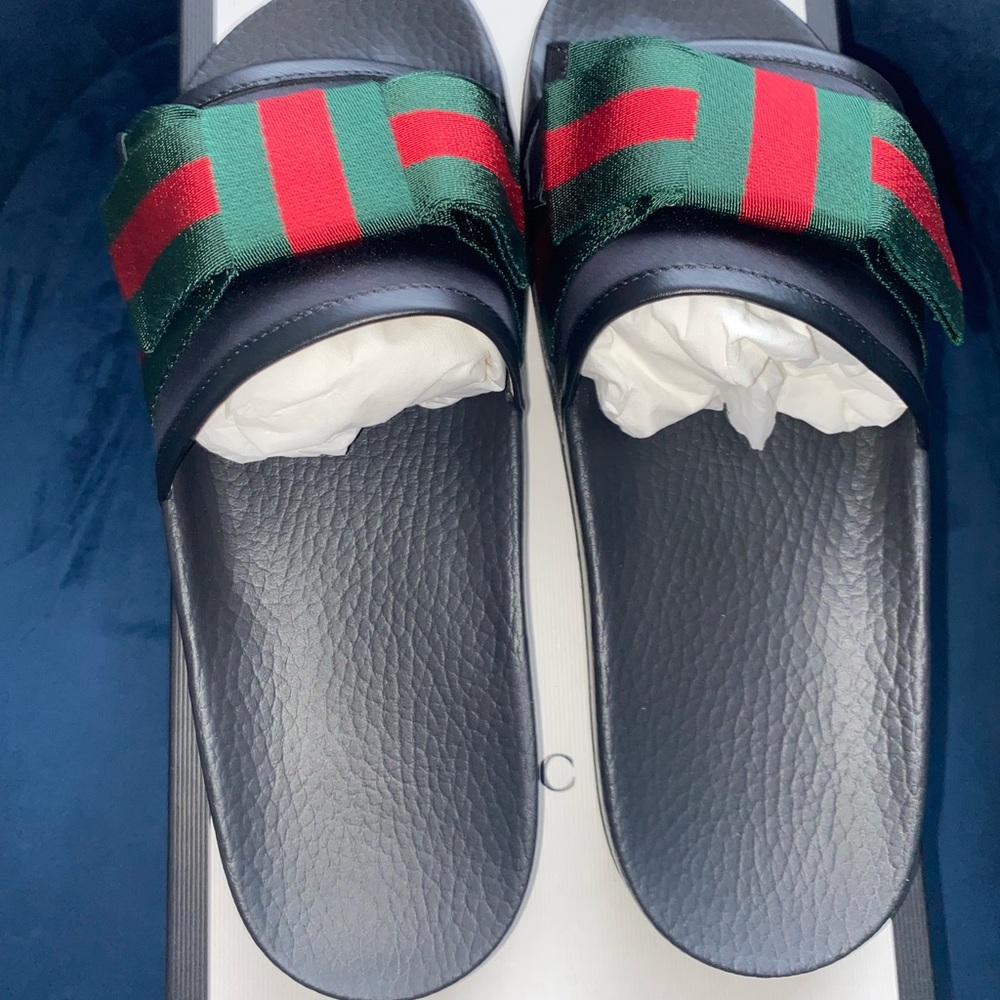 ❌SOLD❌GUCCI WEB BOW RED & GREEN SATIN/RUBBER SANDALS SLIDES SZ 11 US 41 W/BOX - Picture 3 of 10
